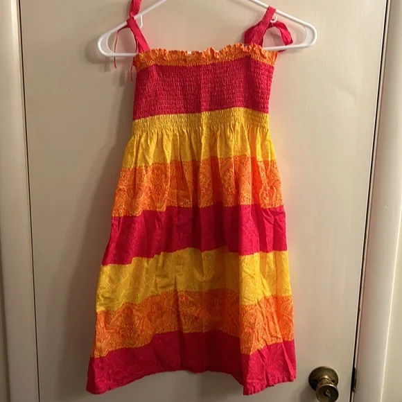 Girl’s Summer Coverup - Picture 2 of 5